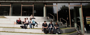 Students sitting in front of Kilen