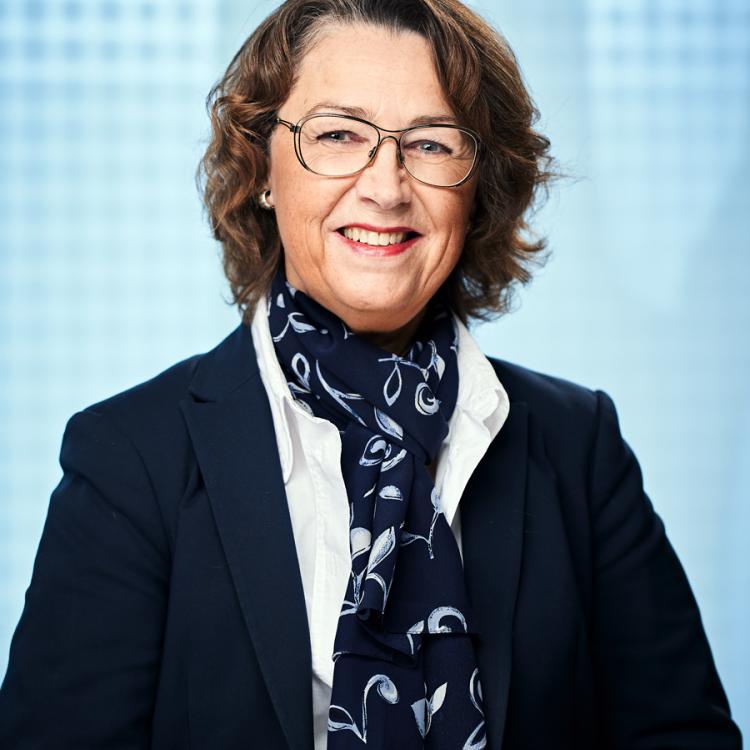 Portrait of Kirsten Holst Teglgaard, MBA staff