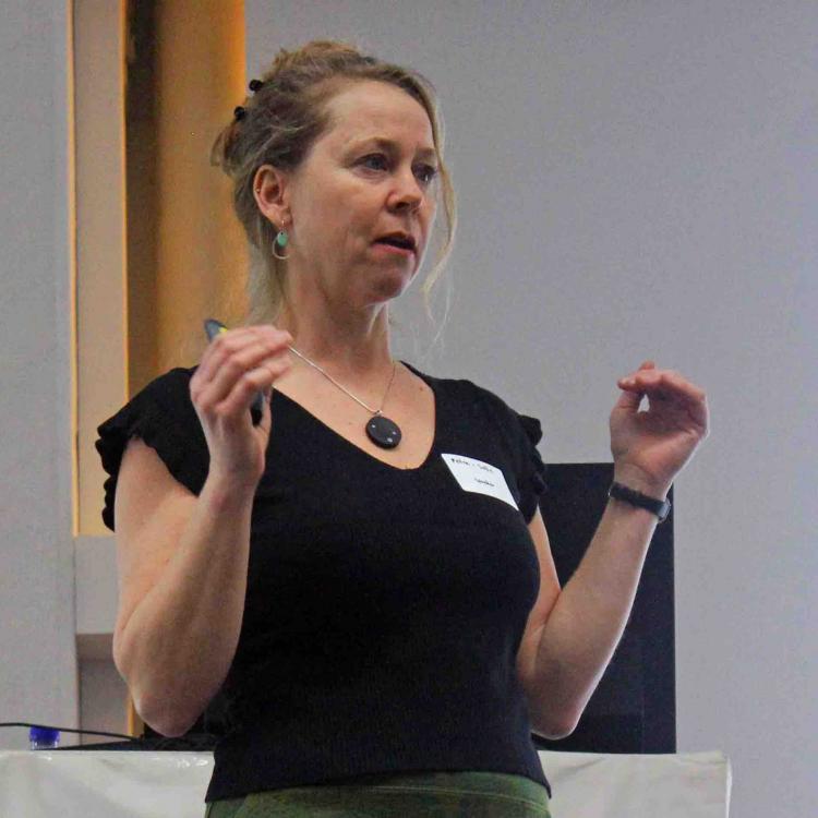 Petra-Sofie Kempf taler ved eventet Agile And Adaptive Leadership