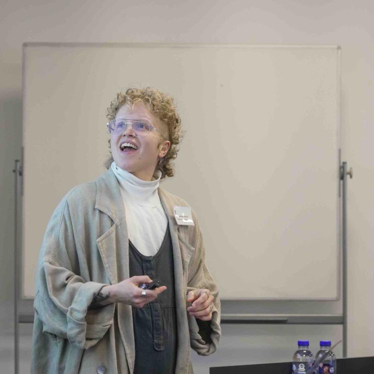 Beaux Miebach taler ved Executive Education eventet, Sådan skaber du inklusion på arbejdspladsen, om inklusion og diversitet