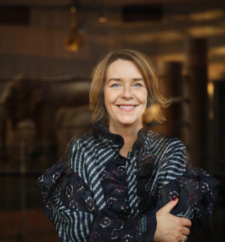 Portrait of Pernille Mehl, in front of the elephants in Copenhagen zoo