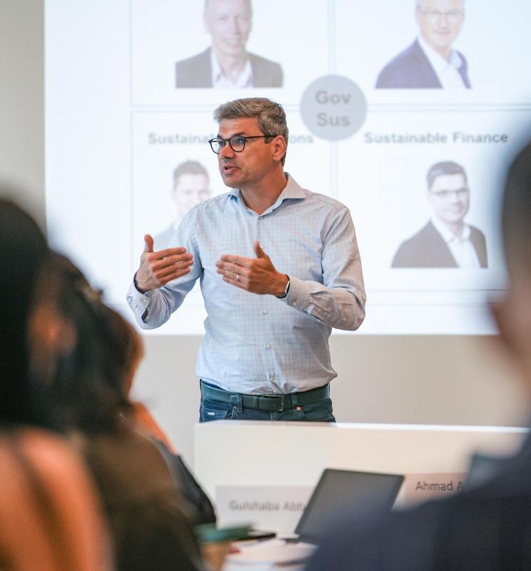 Professor Andreas Rasche teaching a MBA course