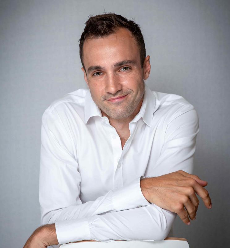Portrait of Alistair Edwards, alumni from FTMBA