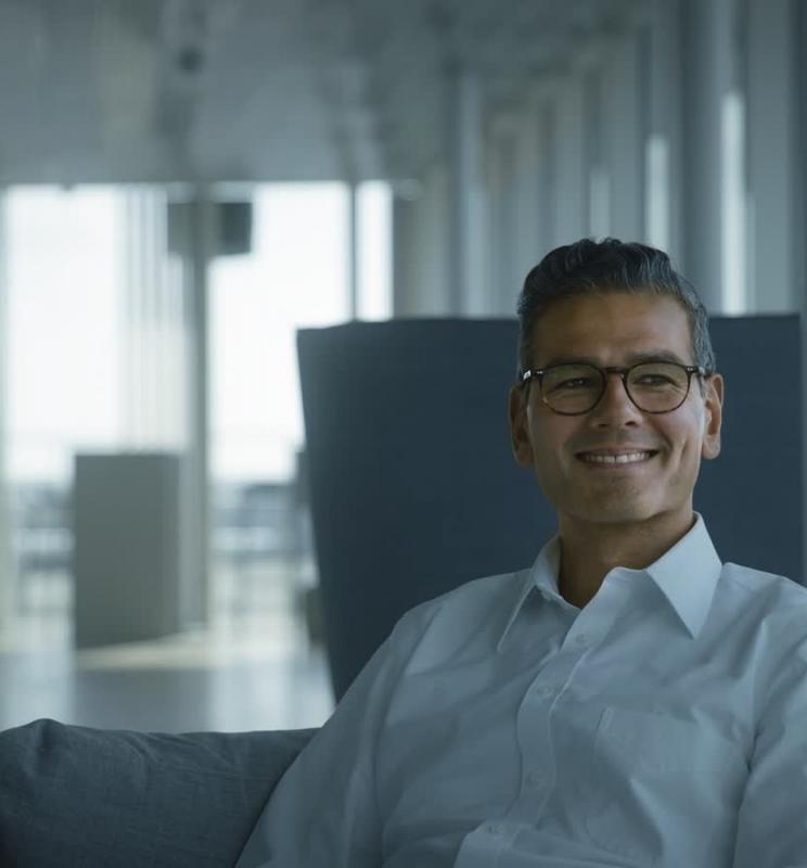 Portræt af MBD alumne, Christopher Mercado, kommerciel manager hos Crossbridge Energy