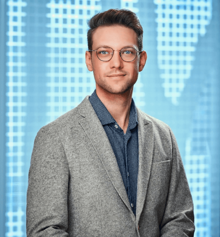 Portrait of Damian Starek, alumni from FTMBA