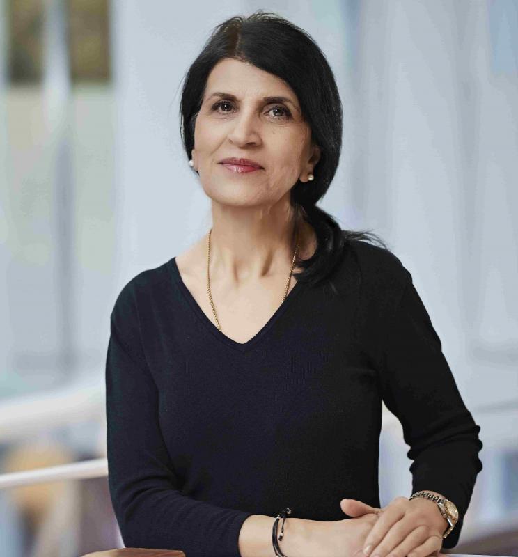 Portait of Irene Rosberg, Blue MBA alumni