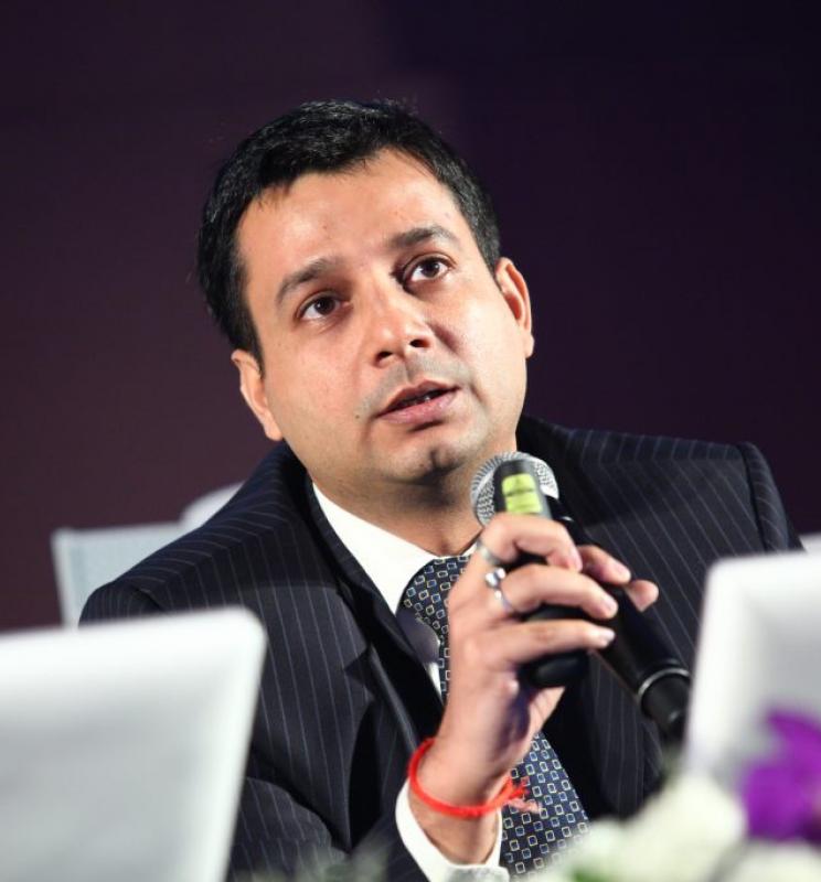 Portrait of Saunak Rai, alumni from Blue MBA