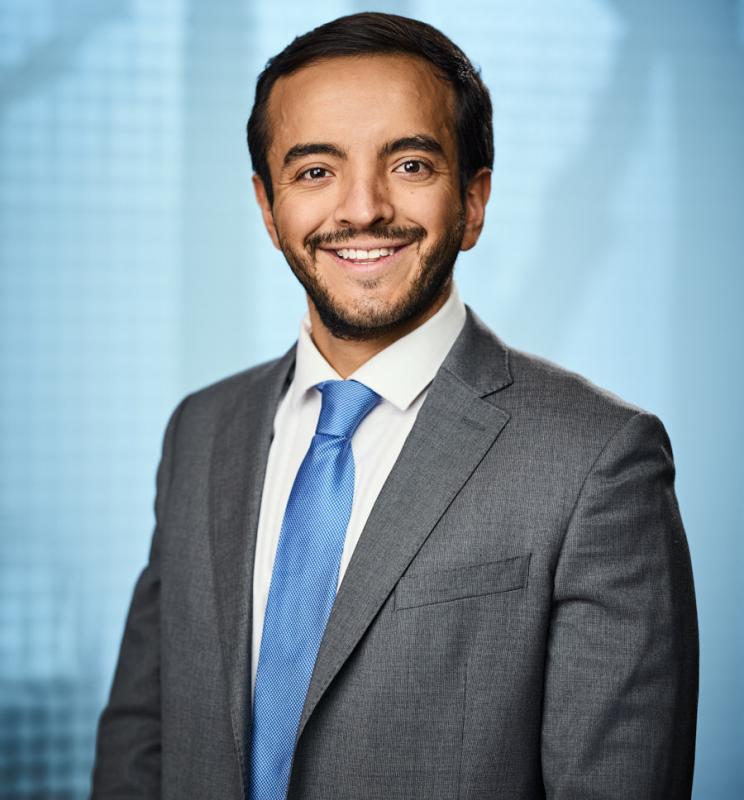 Portrait of Jose David Buitrago, FTMBA alumni