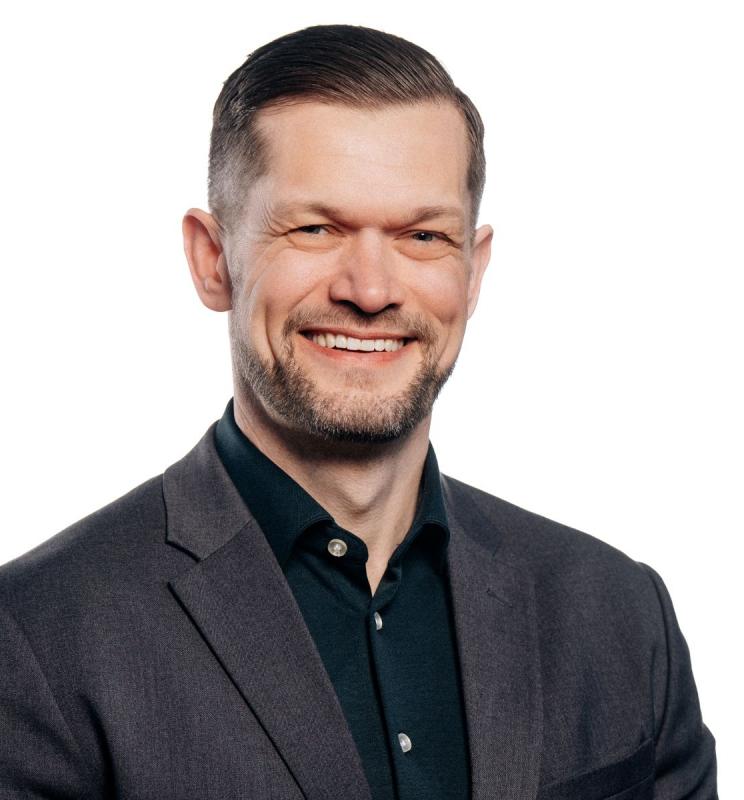 Portræt af Troels Van Dijk, centerchef i Faxe Kommune og MPG-deltager på CBS