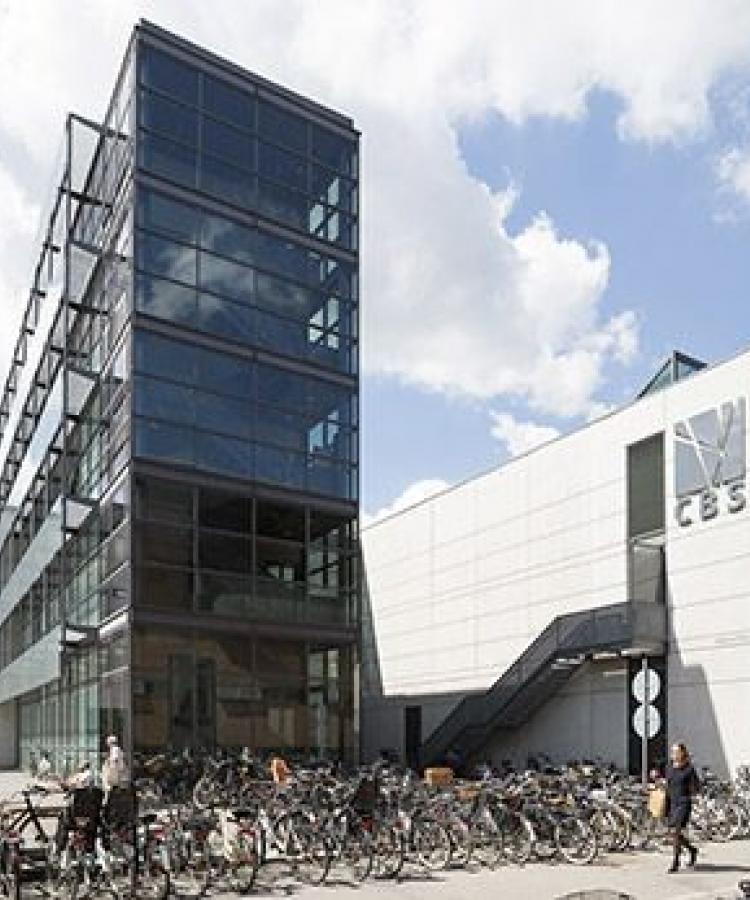 Billede af Solbjerg Plads bygning