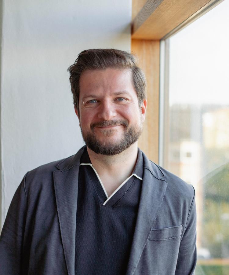 Portræt af Attila Márton