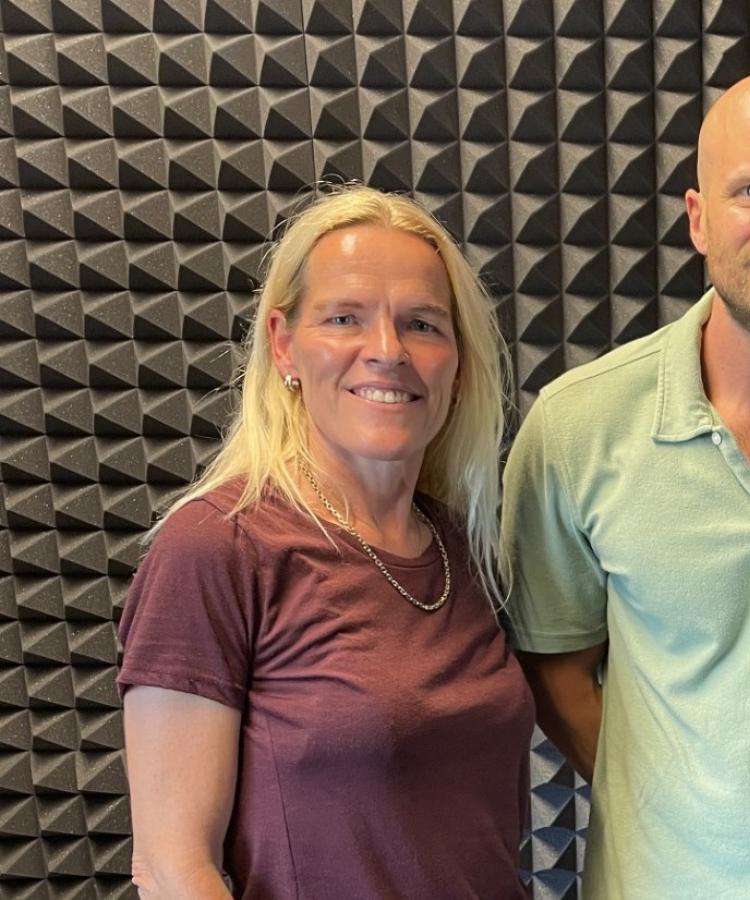 Tobias Berggren Jensen har gæster i studiet til podcasten Vejen til Medledelse