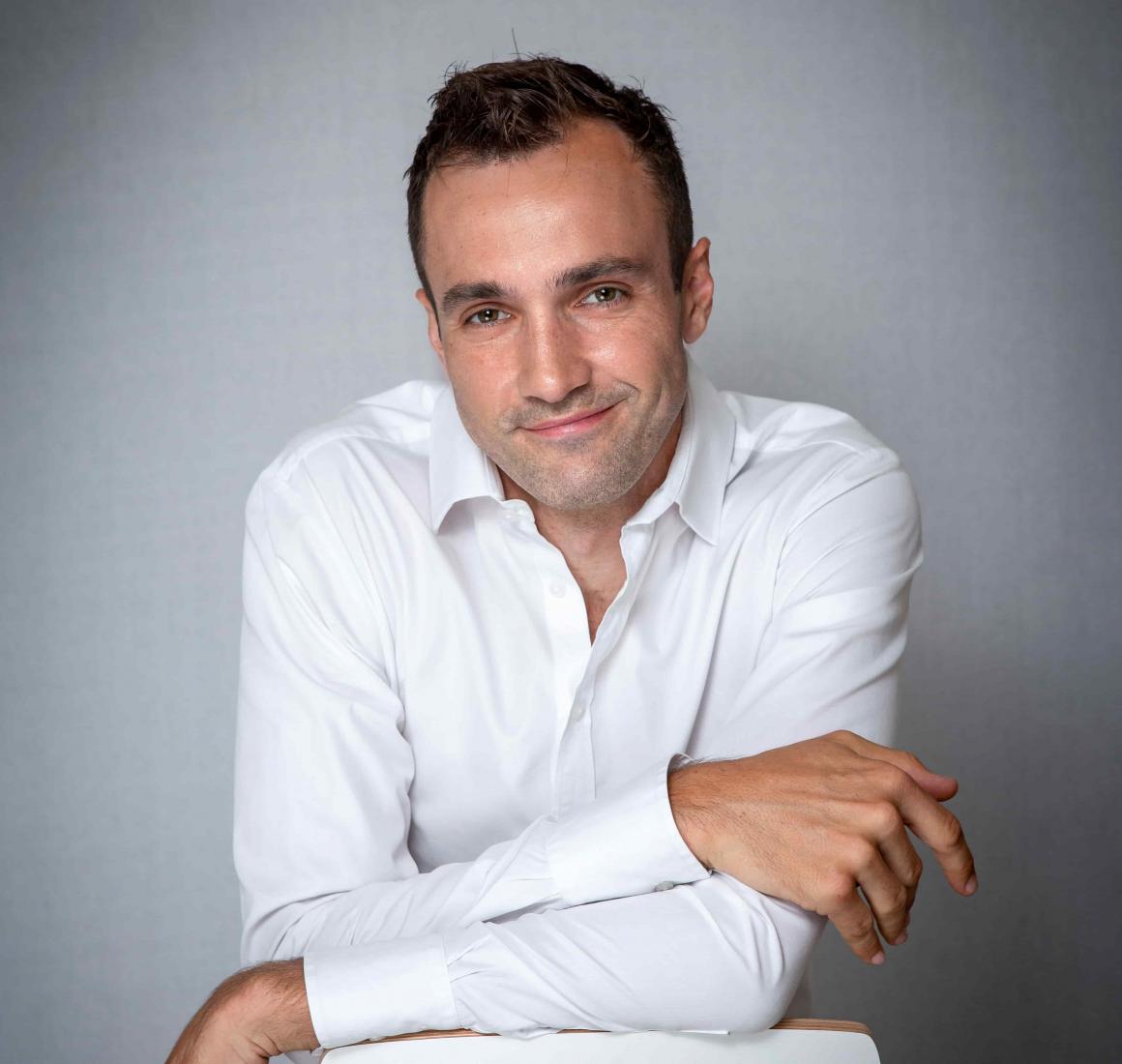Portrait of Alistair Edwards, alumni from FTMBA