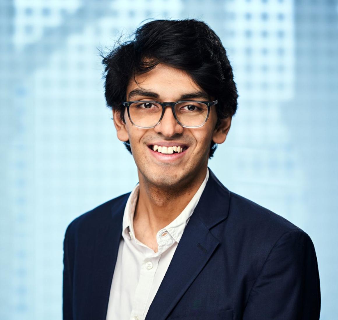 Portrait of FTMBA alumni Deekshant Yadav 
