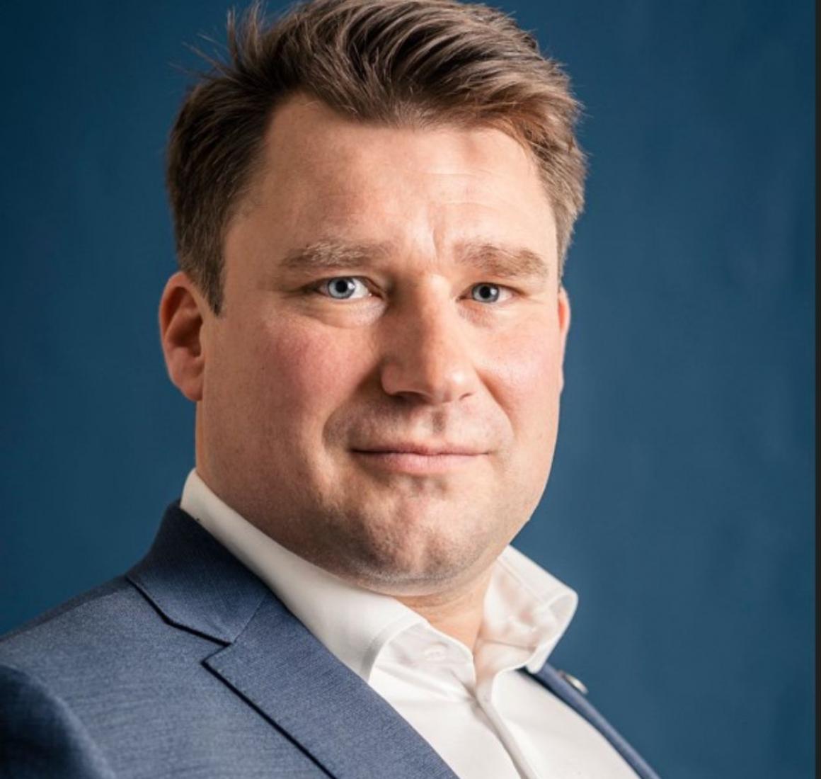 Portrait of Jeppe la Cour, alumni from EMBA