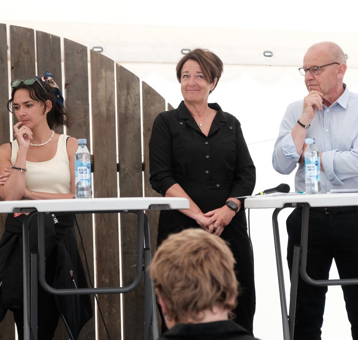 Tre talere under paneldebat ved Folkemødet 2026
