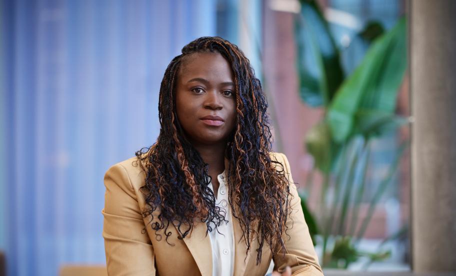 Portræt af Olufunke Ajoke Adebiyi I professionelle omgivelser