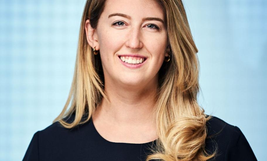 Portrait of Elyse Courville, alumni from FTMBA