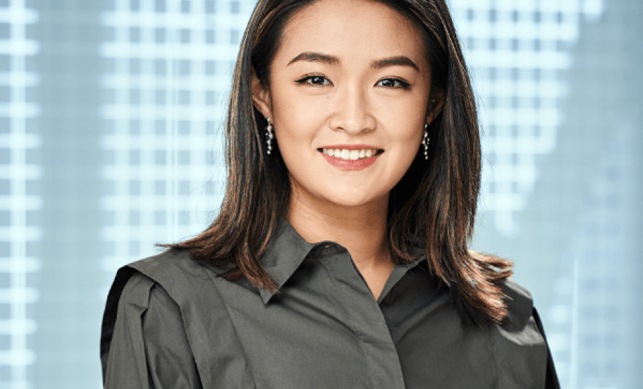 Portrait of Keyu Linghu, alumni from FTMBA