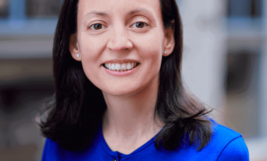 Portait of Mercedes Delgado, EMBA alumni