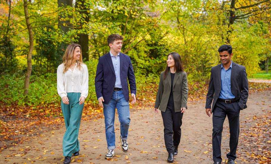 Participants from FTMBA 2022, taking a stroll in green surroundings