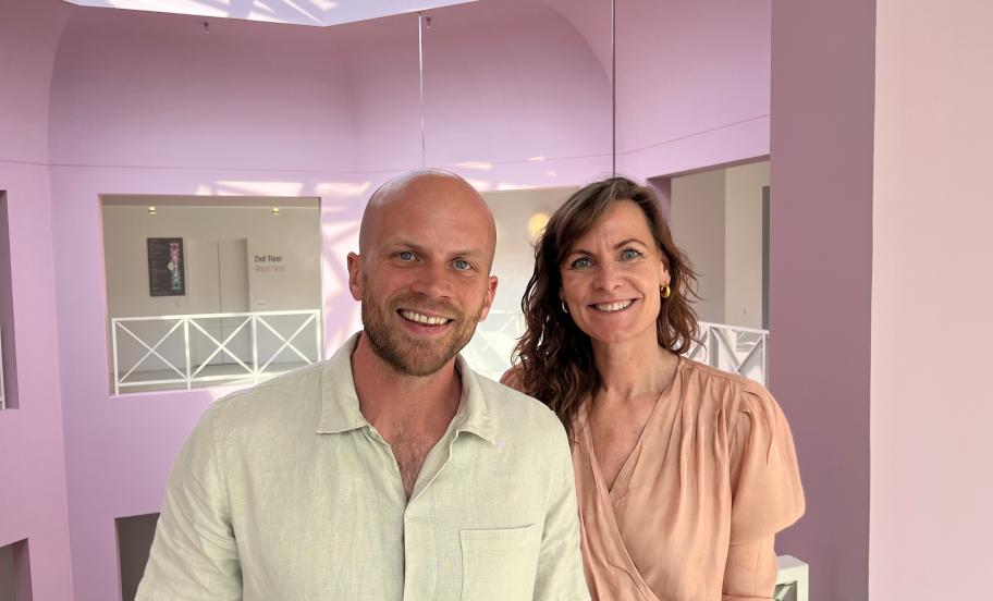 Portræt af Tobias Berggren, Post Doc ved Department of Organization hos CBS og MPG-lektor Ann Christina Matzen Andreasen