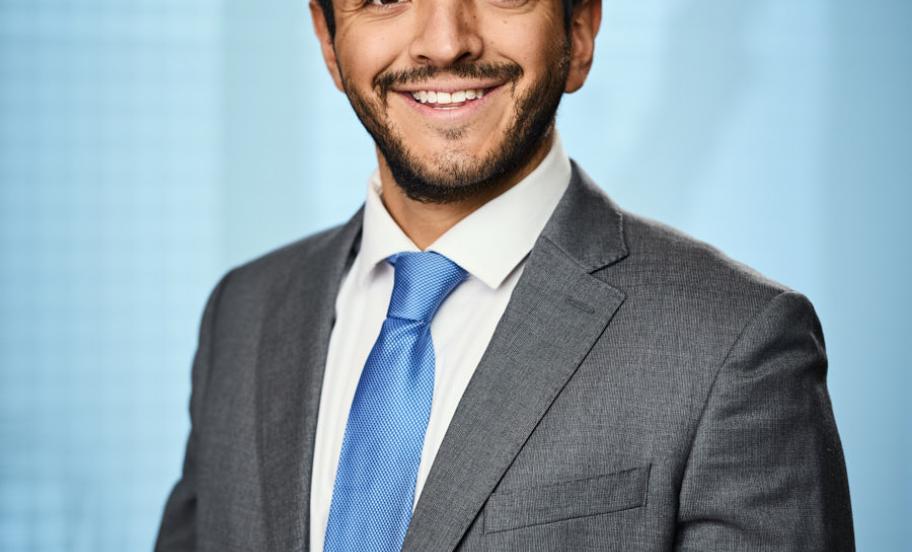 Portrait of Jose David Buitrago, FTMBA alumni
