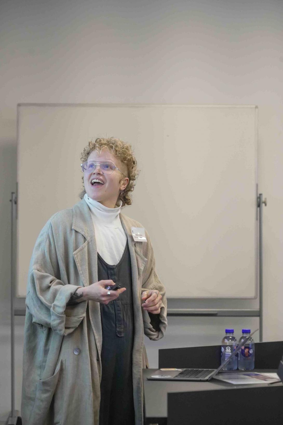 Beaux Miebach taler ved Executive Education eventet, Sådan skaber du inklusion på arbejdspladsen, om inklusion og diversitet